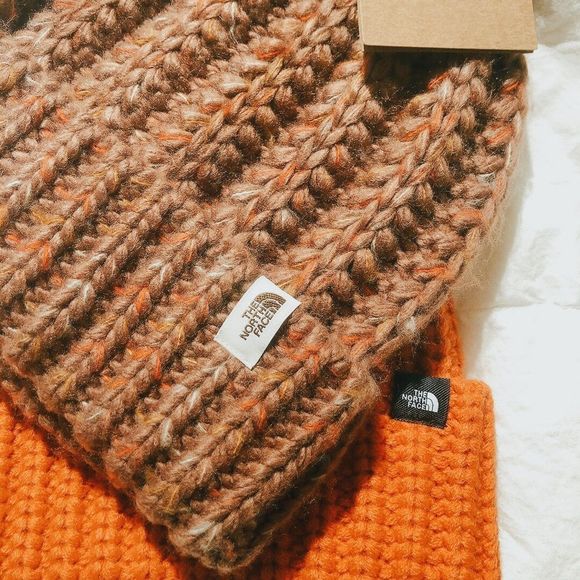 Northface womens hat - Picture 1 of 3